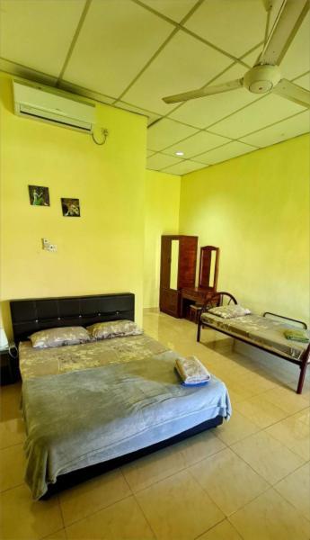 Ostello Rainbow Bed N Bfast Pantai Cenang  Esterno foto